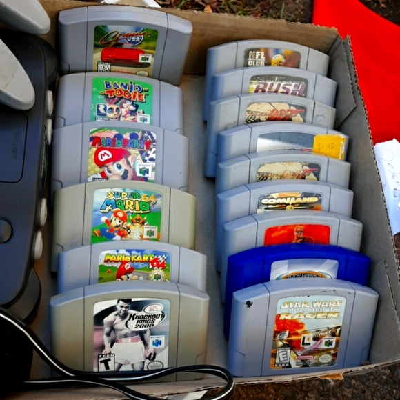 N64 w/ 15 games - Picture 2 of 2